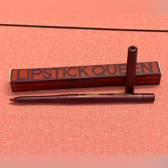NIB Lipstick Queen Medieval Lip Liner - Picture 1 of 1